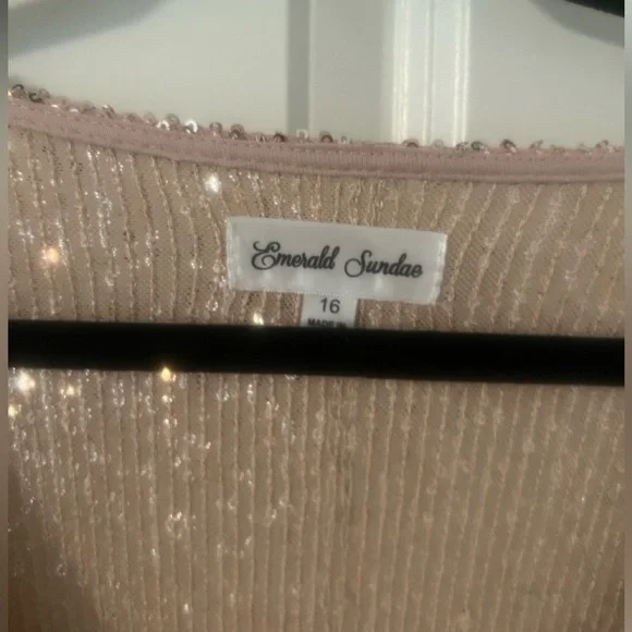 Emerald Sundae Rose Gold Sequin Dress - Picture 4 of 6